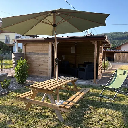 Logis Proche Gerardmer Avec アパート Granges-Aumontzey